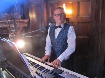 Michael Moritz am Keyboard